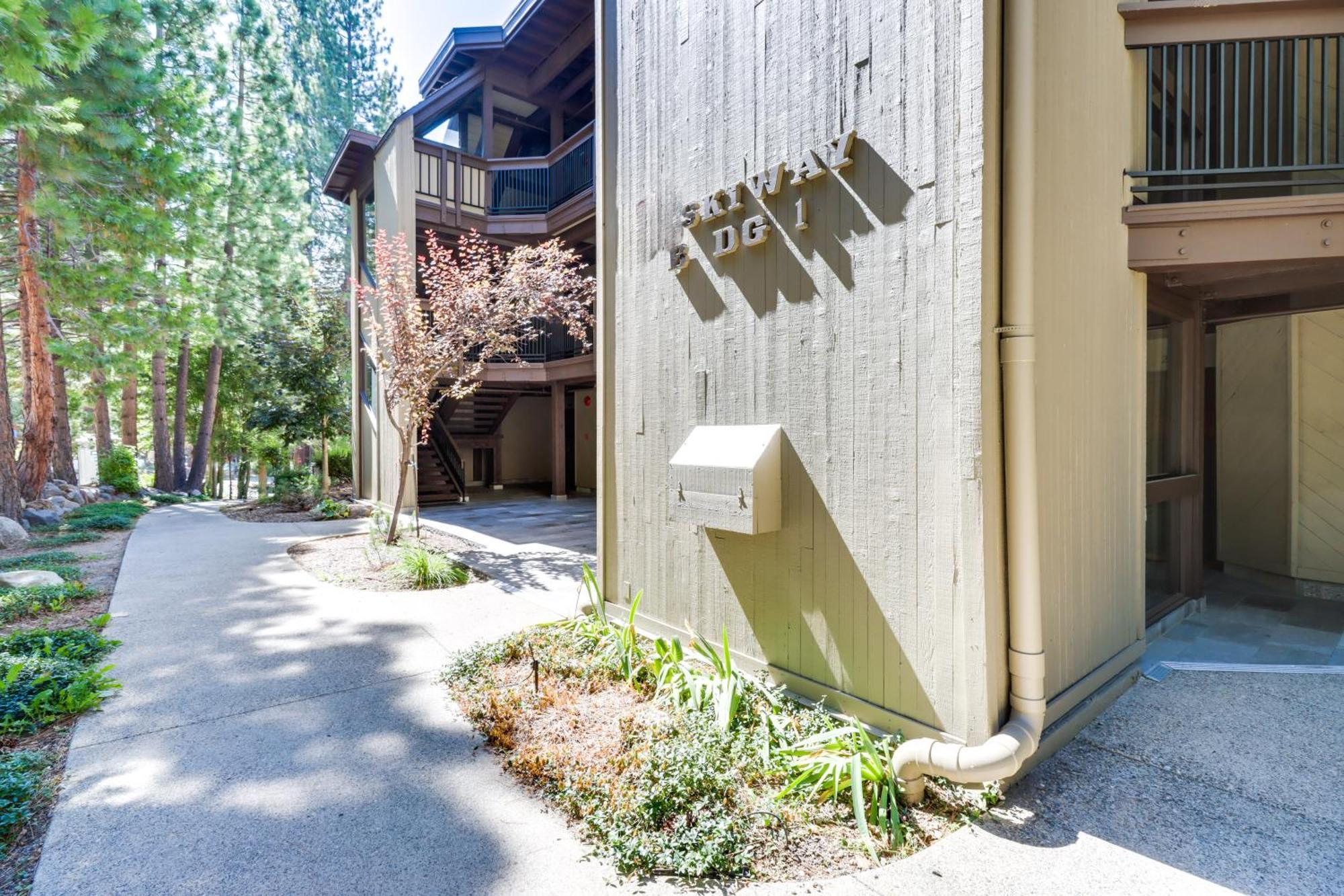 Incline Village Condo With Balcony 1 Mi To Trail! Экстерьер фото